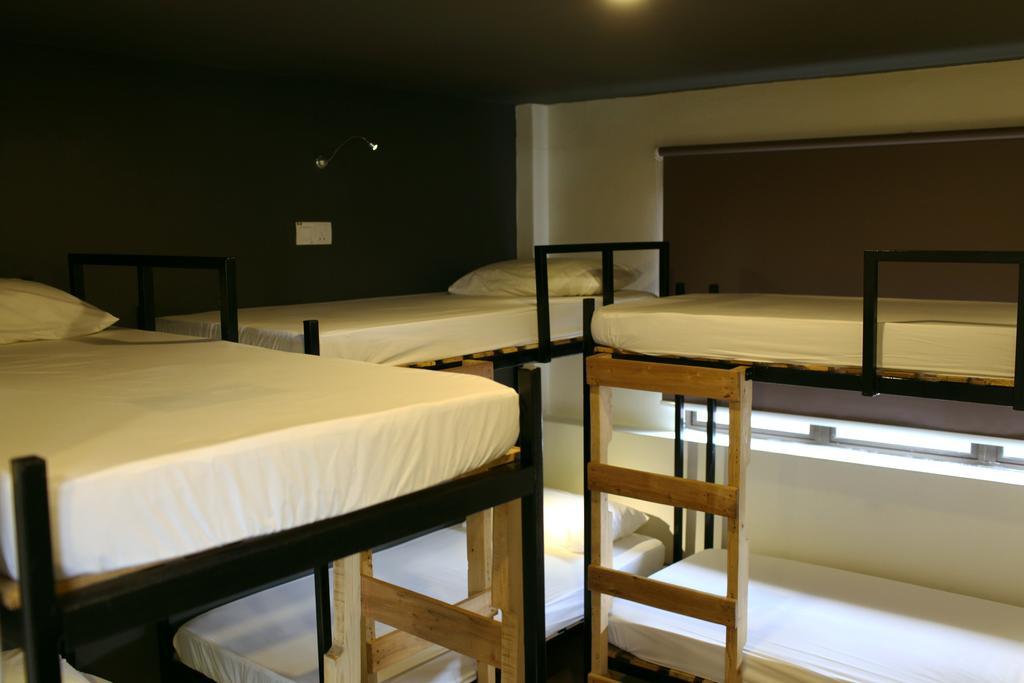 Revopackers Beds And Bunks Hostel Kuala Lumpur Kültér fotó
