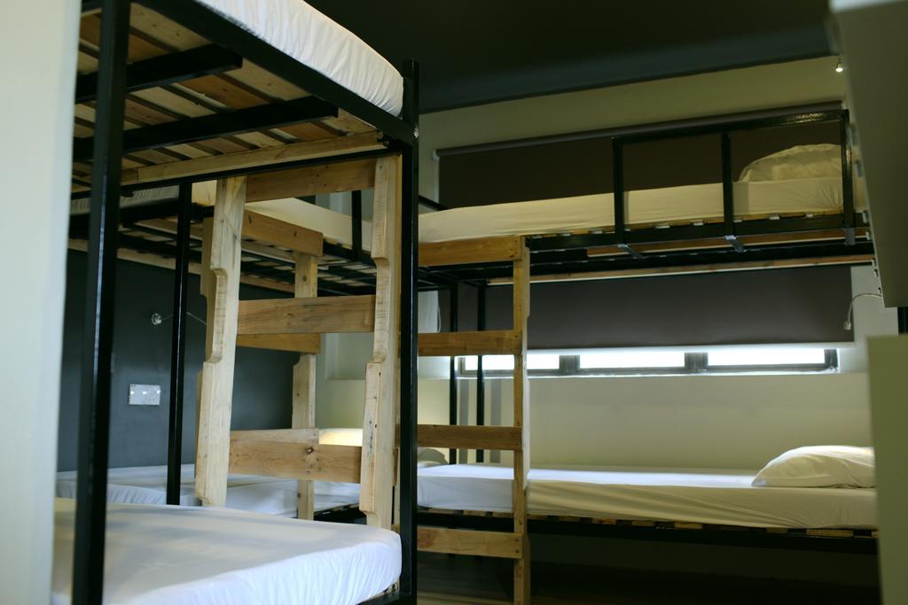 Revopackers Beds And Bunks Hostel Kuala Lumpur Kültér fotó