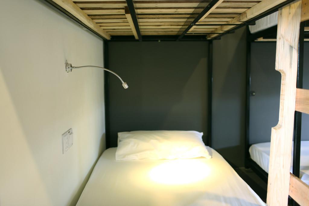 Revopackers Beds And Bunks Hostel Kuala Lumpur Kültér fotó