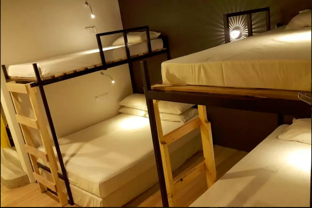 Revopackers Beds And Bunks Hostel Kuala Lumpur Kültér fotó